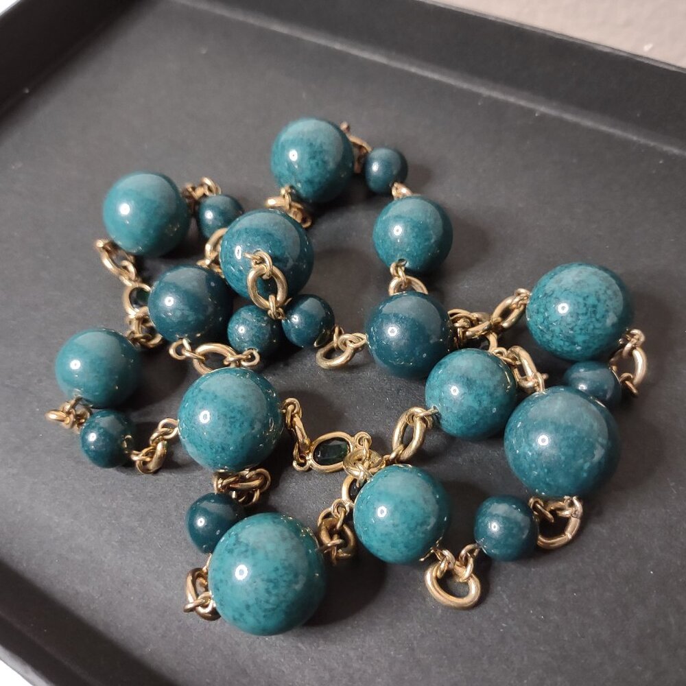 32 Inch Green Banana Republic Beaded Necklace
